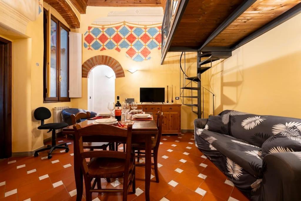 Apartamento Keys Of Italy - Serragli 55 - Stile Rustico Rinascimentale In Oltrarno Florencia