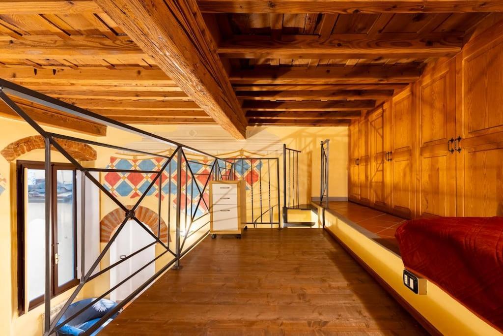 Apartamento Keys Of Italy - Serragli 55 - Stile Rustico Rinascimentale In Oltrarno *